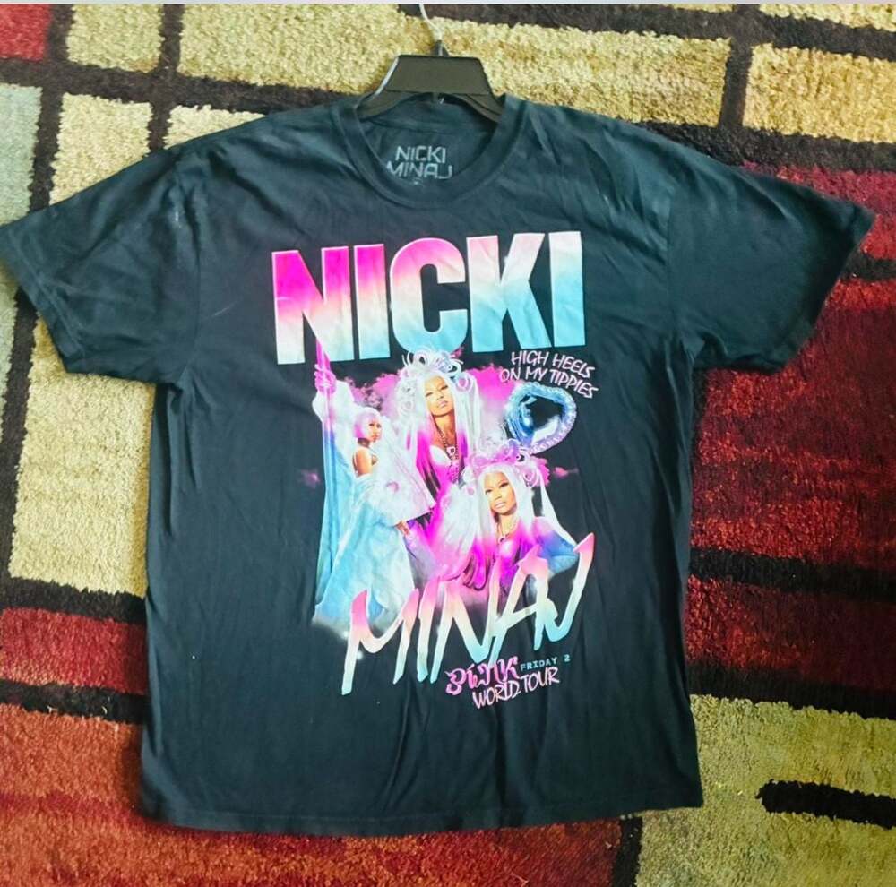 Nicki Minaj Pink Friday Tour 2 T-Shirt Short Sleeve - Size Small